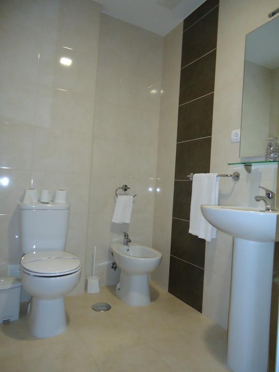 Residencial Coroa D'Ouro Otel Fátima Oda fotoğraf