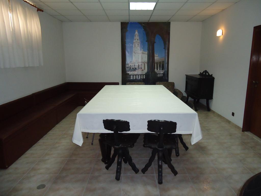 Residencial Coroa D'Ouro Otel Fátima Dış mekan fotoğraf