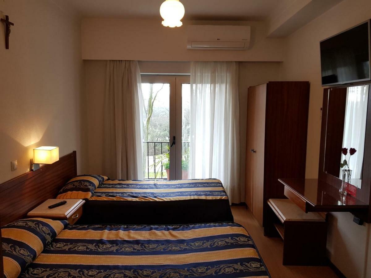 Residencial Coroa D'Ouro Otel Fátima Dış mekan fotoğraf